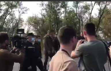 Зеленский прибыл на Харьковщину в связи с крушением самолета АН-26