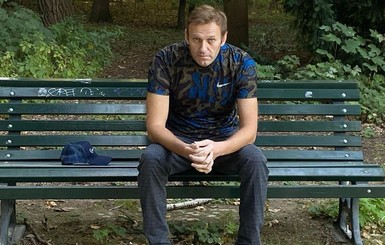 СМИ сообщили о тайном визите Меркель к Навальному 