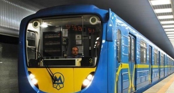 В Киеве чп на зеленой линии метро: погиб человек