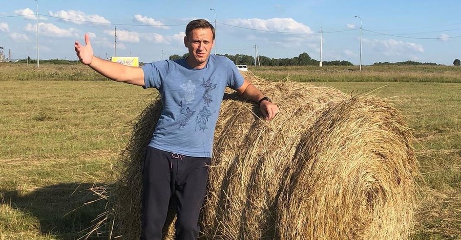 Макрон заявил, что отравление Навального это попытка убийства. И предупредил Россию 