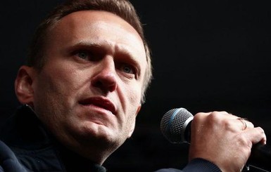 Навальный заявил, что подает в суд на пресс-секретаря Путина