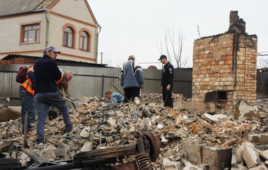 На пожарах в Луганской области погибли 11 человек - найдены тела четырех пропавших женщин