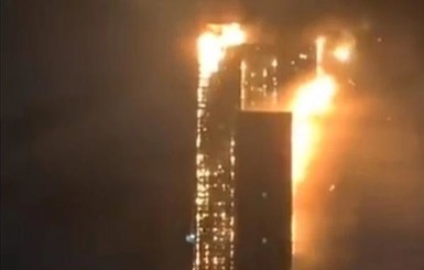 В Южной Корее пылает жилой небоскреб: 88 человек отравились дымом