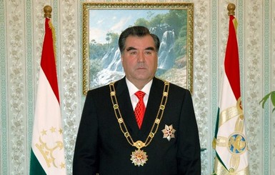 На выборах в Таджикистане победил действующий президент. И усилил меры безопасности