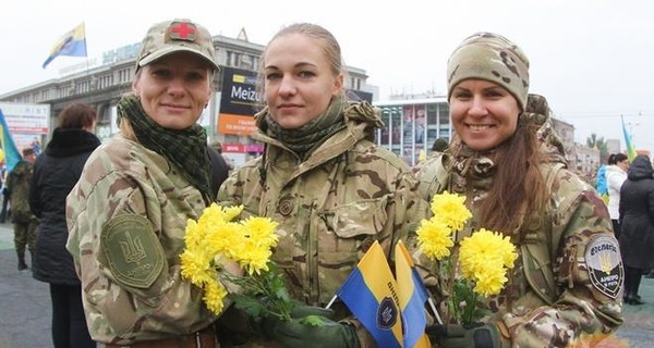 Шмыгаль попросил обойтись без массовых мероприятий в День защитника Украины