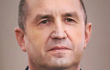 Президент Болгарии ушел на самоизоляцию