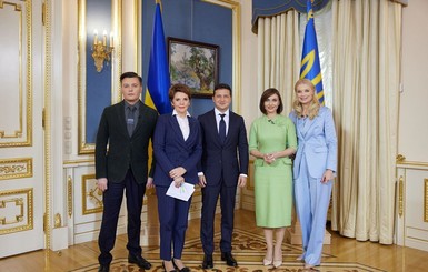 Президент Зеленский дал украинским телеканалам 