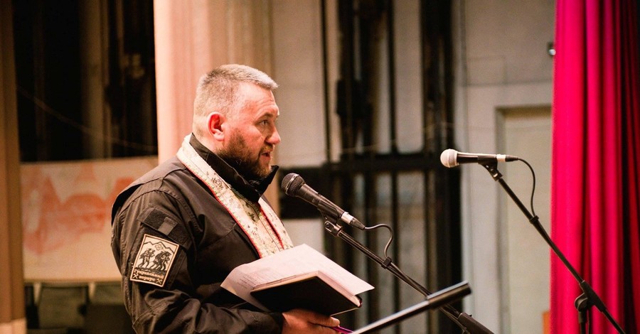 На Прикарпатье священника отстранили от работы на три месяца за желание стать депутатом