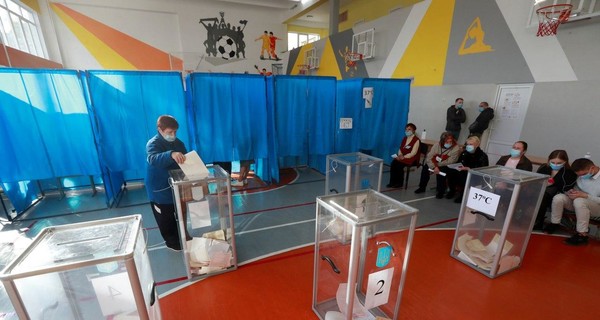 Явка по регионам: лучше всего голосуют в Одесской области, Ивано-Франковская пасет задних