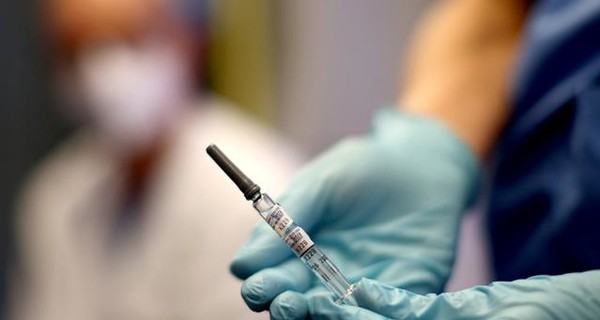 Стоит ли тратить бюджетные деньги на вакцину от коронавируса?