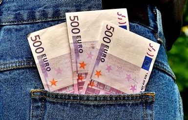 Курс валют на сегодня: евро опять рекордно высок