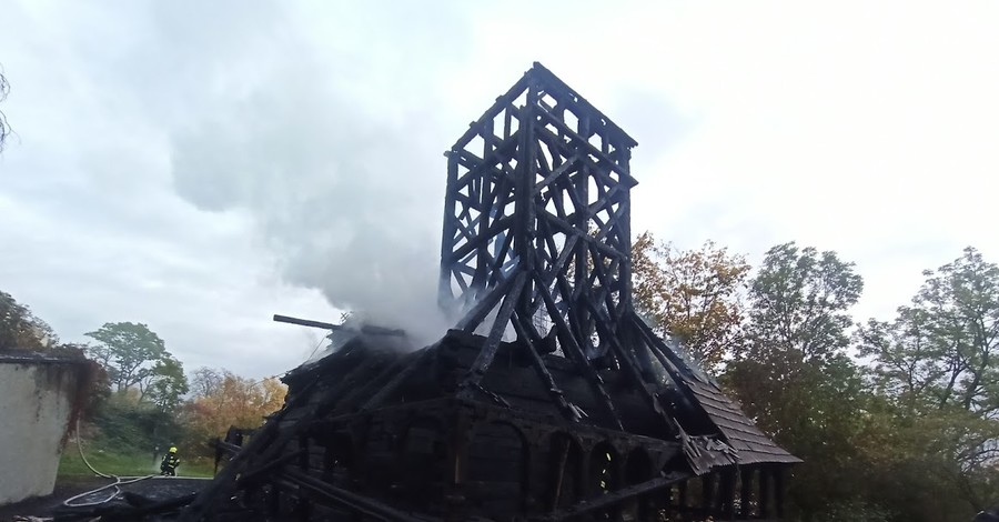 В Чехии сгорела церковь святого Михаила, подаренная Украиной сотню лет назад