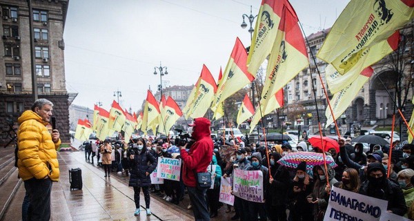 Сторонники Пальчевского пришли под КГГА требовать признать выборы недействительными