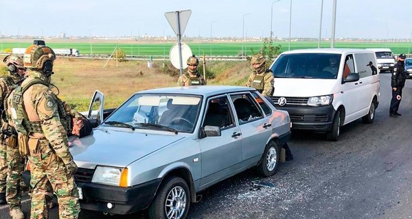 Под Николаевом поймали аферистов, которые успели обмануть полсотни пенсионеров