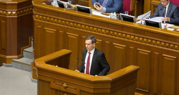 Представитель Зеленского заявил, что на решения Конституционного суда влияет Россия