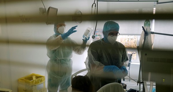 Новые антирекорды в Украине: коронавирусом заболели более 9,5 тысячи человек, 199 умерли