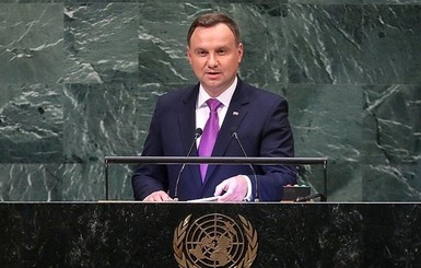 Президент Польши вышел на работу после Сovid-19