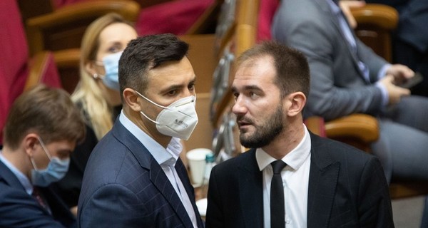 Тищенко назвал ношение маски признаком интеллигентности и воспитания 