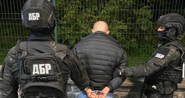 Под Киевом полицейские попались на 