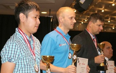 Украинец Юрий Аникеев стал чемпионом мира по шашкам