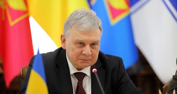Министр обороны Украины за неделю вылечился от коронавируса