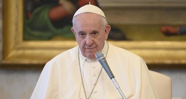 Папа Римский призвал молиться против восстания машин