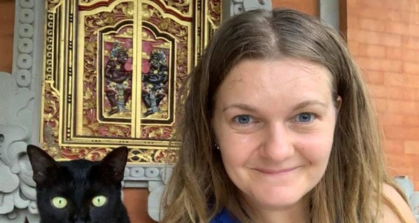 Сестра освобожденной на Бали украинки: Из-за посылки с пастилой ей грозила смертная казнь