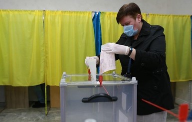 В Украине начался второй тур местных выборов: где и за кого голосуют