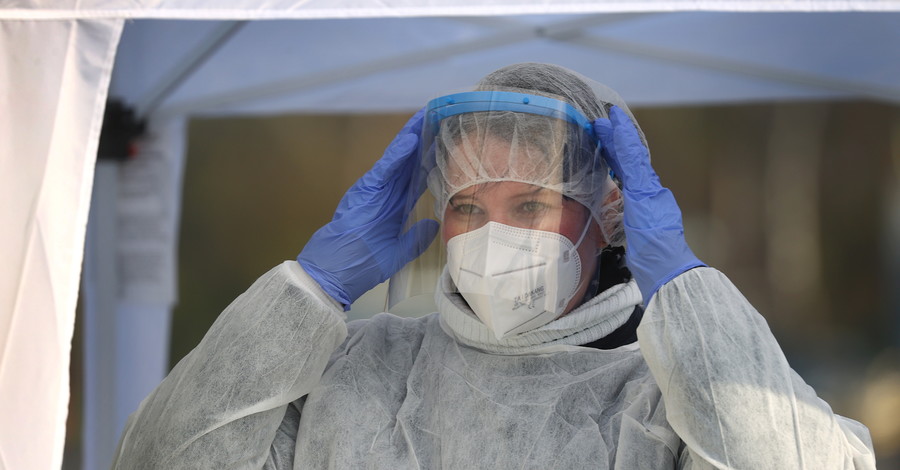Украина уже на 17-м месте в мире по заболеваемости коронавирусом 