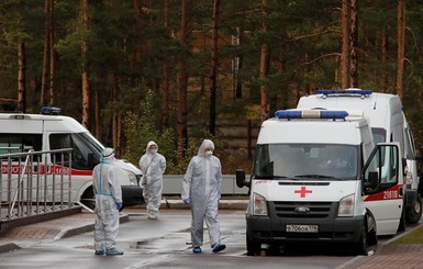 В Украине назначили пожизненное пособие шести медикам, переболевшим коронавирусом