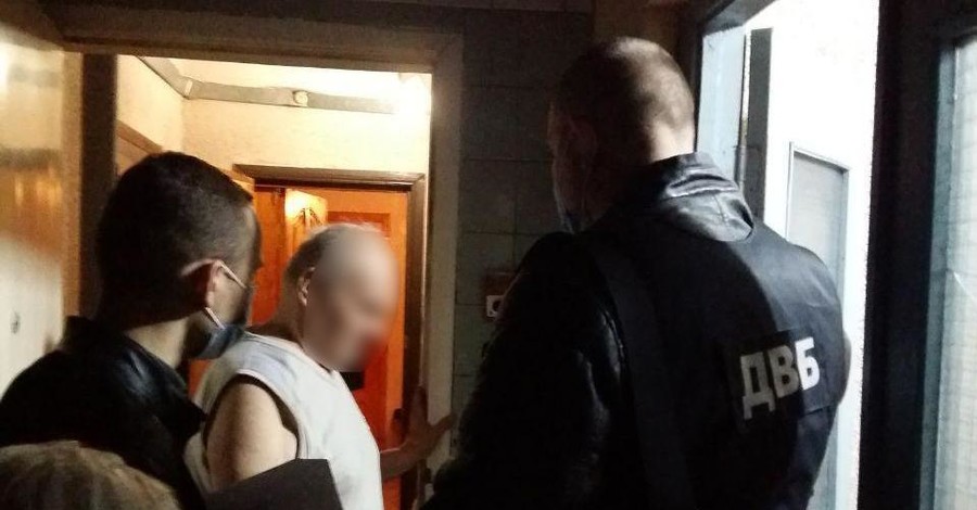 В Киеве полицейских задержали за похищение человека