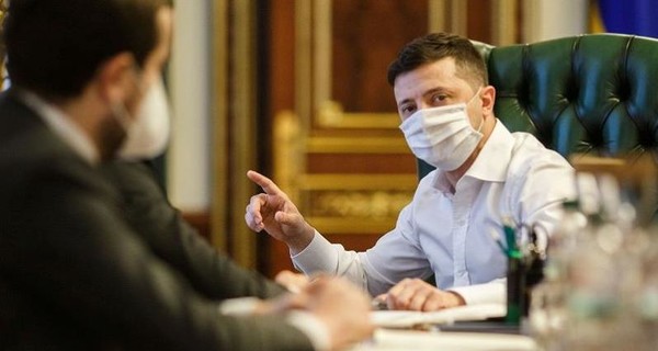 Зеленскому рассказали, сколько украинцев оштрафовано за отсутствие маски