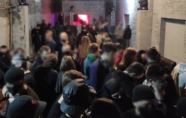 В Киеве оштрафовали за нарушение карантина Keller Bar и еще несколько заведений