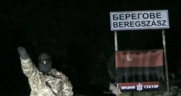 Аваков назвал экстремистами записавших угрозы украинским венграм от “Правого сектора”