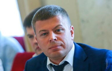 Депутат Андрей Пузийчук: На 8,5 миллиарда сократили расходы на Пенсионный фонд!.. 