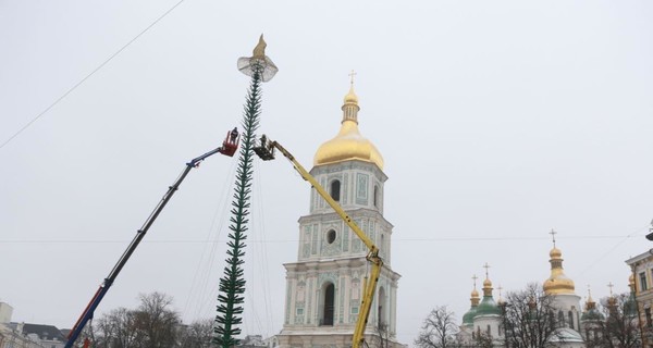 Если введут локдаун, полиция может не пустить киевлян к главной елке