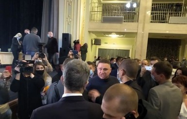 Экс-лидер ровенского УНА-УНСО объяснил, зачем назвал Порошенко в лицо “госизменником”