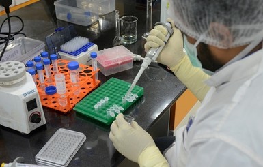 Великобритания получила вакцины от коронавируса производства Pfizer и BioNTech