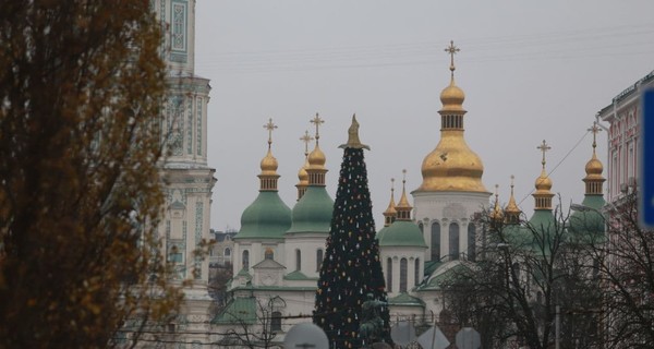 В ПЦУ не поняли, к какому празднику готовятся на Софийской площади: Рождеству или Хэллоуину