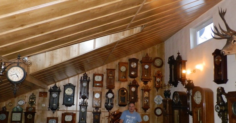 Судья из Чернигова собрал коллекцию часов после мистических снов