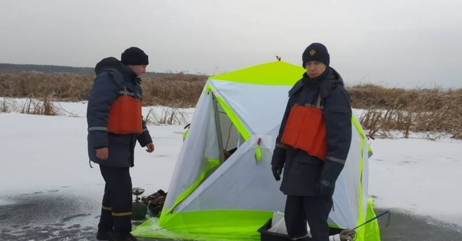 На Харьковщине рыбак решил погреться в палатке и задохнулся