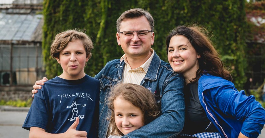 Жена Дмитрия Кулебы показала детей: На этом фото все – дипломаты