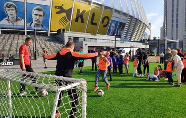 Инклюзивный футбол для детей: в Киеве стартовал благотворительный проект