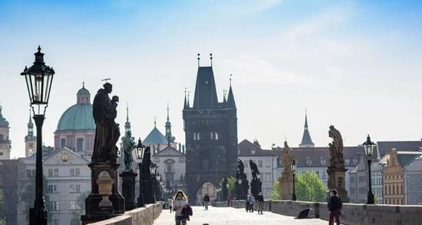 Чехия и Англия снова ужесточают карантин: что изменится