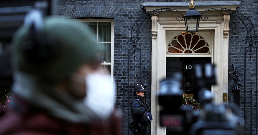 Украинка в Британии: Борис Джонсон не хотел быть похитителем Рождества, но выбора не осталось