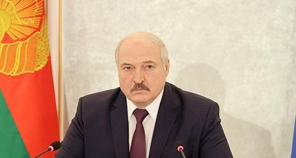 Лукашенко заявил о задержании террористов, возивших в Беларусь оружие через Украину