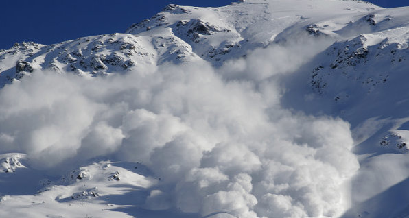В Иране жертвами лавины стали 12 альпинистов