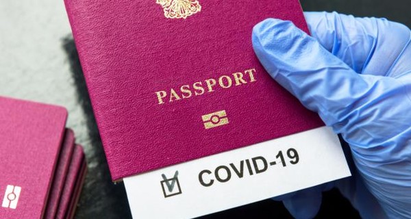 В Венгрии создали электронный Covid-паспорт, а в Испании заведут реестр противников вакцины