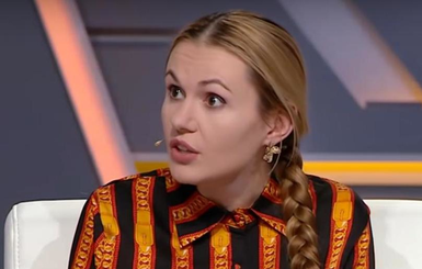 Депутат Скороход в блузке цвета георгиевской ленты назвала декоммунизацию маразмом