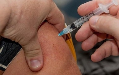 Зеленский рассказал о подписанном контракте на закупку китайской вакцины от коронавируса